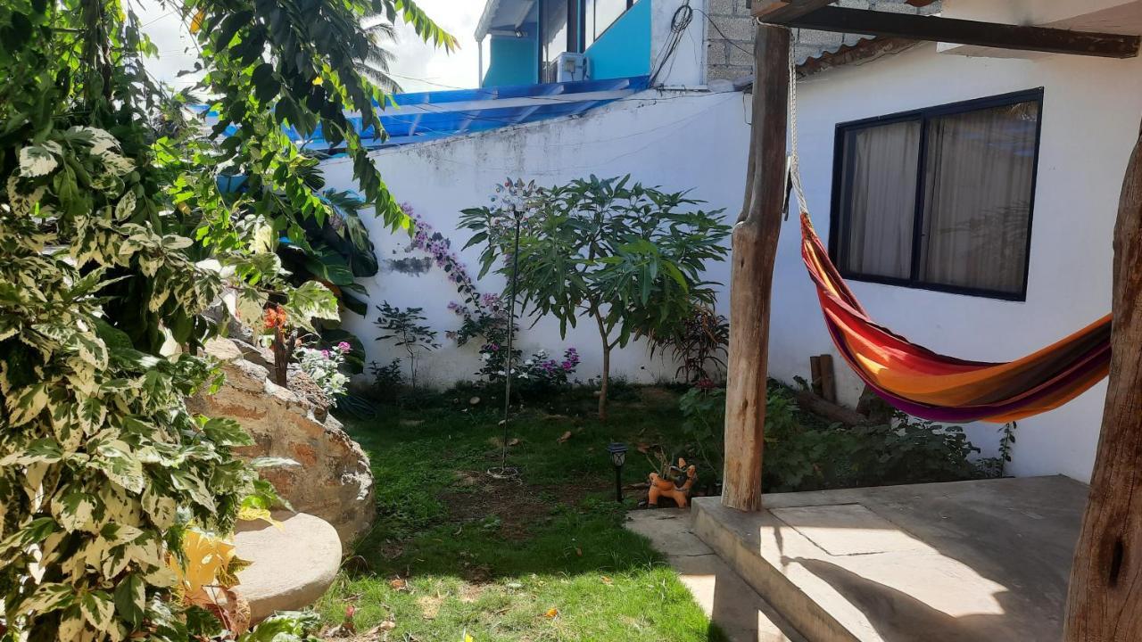 Alma De Cedrela Apartment Puerto Ayora  Exterior photo
